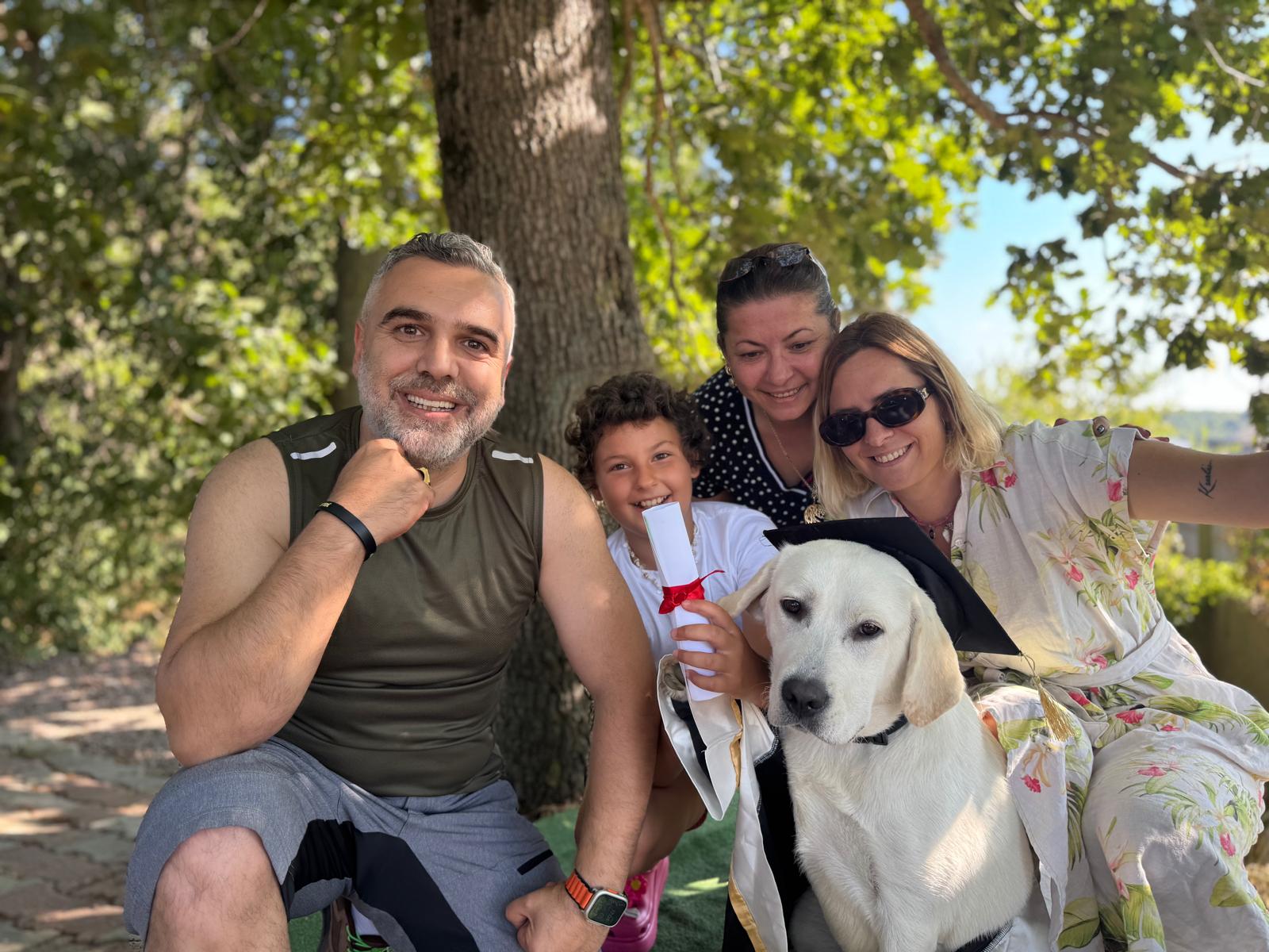 Köpek eğitimi mezuniyet günü